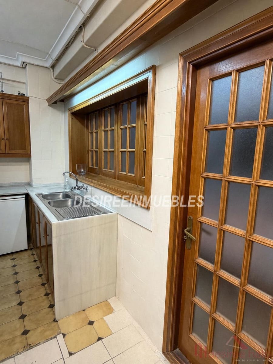 6 slaapkamer Kantoor te huur in Valencia stad - € 6.000 (Ref: 9993653)