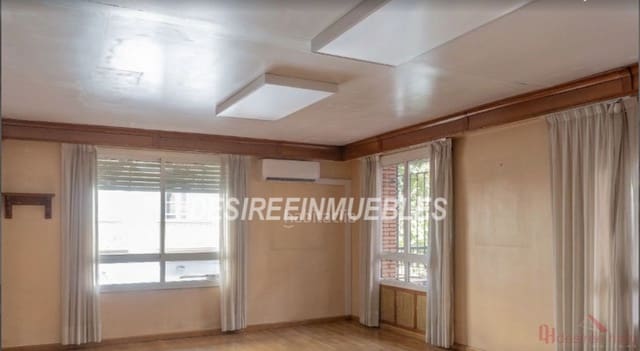 Leilighet til salgs i Sant Francesc, Valencia by - € 350 000 (Ref: 9993654)