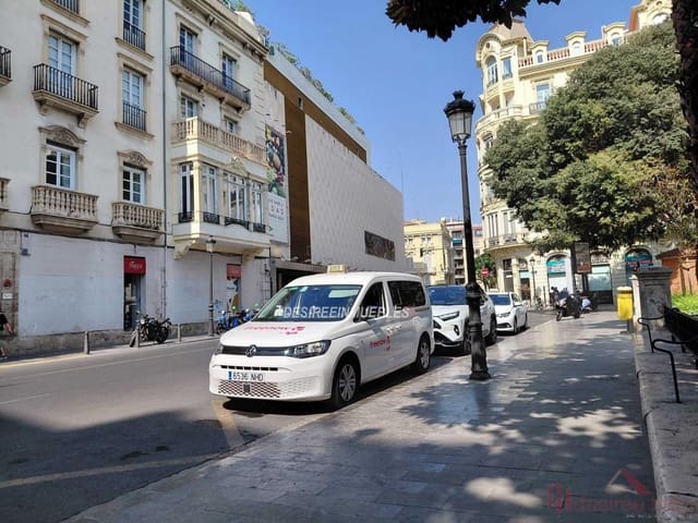 Leilighet til salgs i Sant Francesc, Valencia by - € 350 000 (Ref: 9993654)