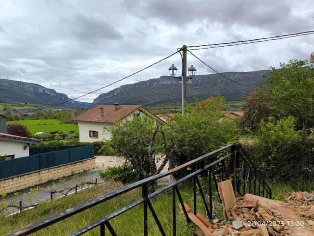 3 soveværelse Villa til salg i Cuartango - € 120.000 (Ref: 8941845)