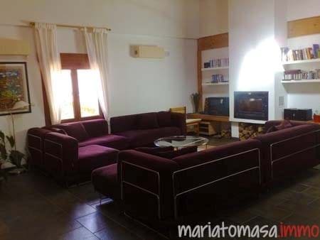 7 bedroom Finca/Country House for sale in Condado de Treviño with pool garage - € 690,000 (Ref: 8997283)