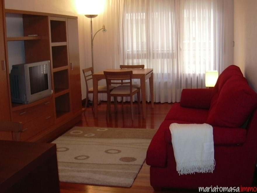 1 soveværelse Lejlighed til leje i Bilbao - € 1.100 (Ref: 9041039)