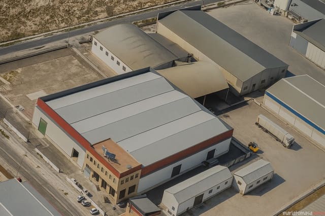 Commercieel te huur in Murcia stad - € 13.900 (Ref: 9133778)