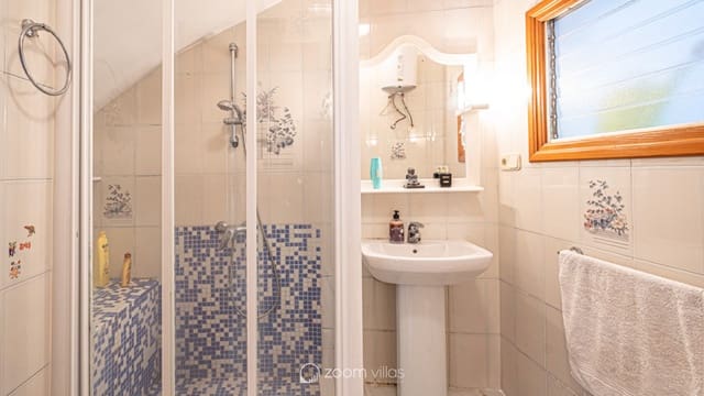 4 slaapkamer Huis te koop in Gata de Gorgos - € 380.000 (Ref: 10006140)
