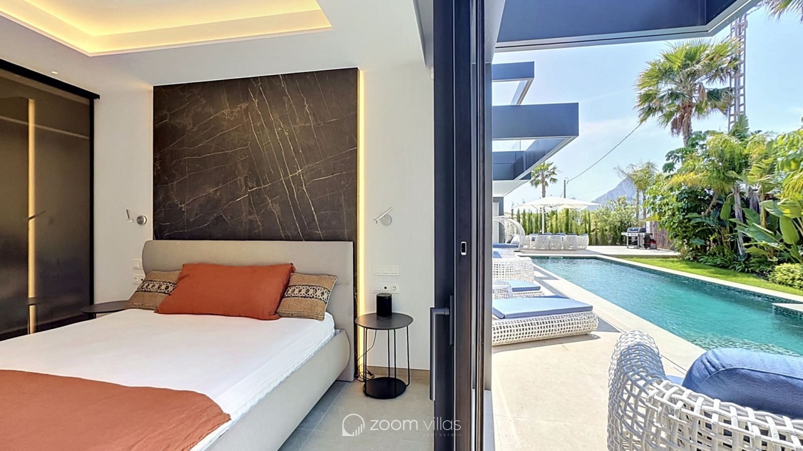 4 soveværelse Villa til salg i Calpe / Calp med swimmingpool garage - € 2.290.000 (Ref: 10006307)
