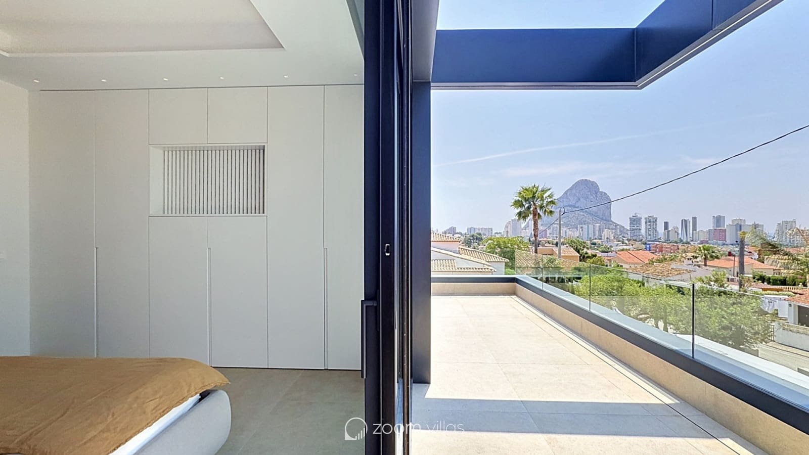 4 soveværelse Villa til salg i Calpe / Calp med swimmingpool garage - € 2.290.000 (Ref: 10006307)