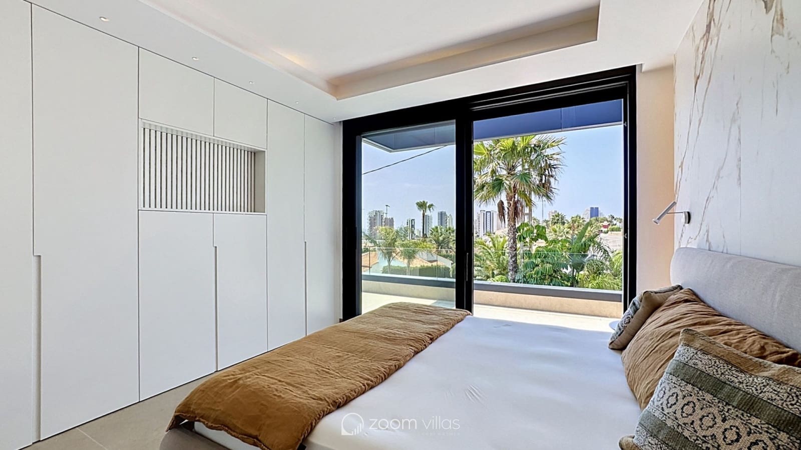 4 soveværelse Villa til salg i Calpe / Calp med swimmingpool garage - € 2.290.000 (Ref: 10006307)