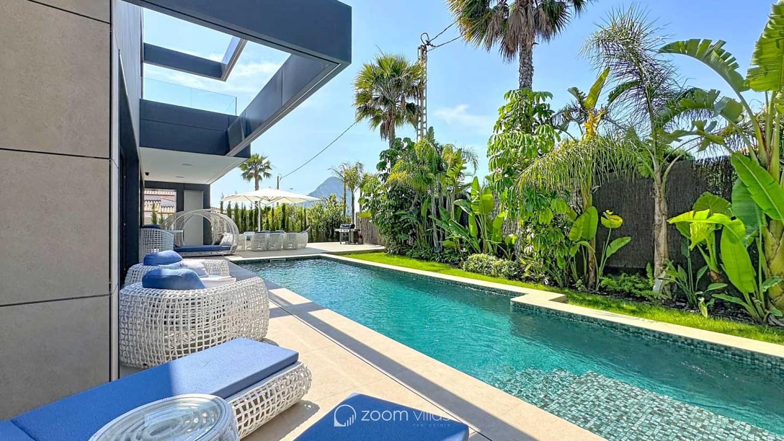 4 soveværelse Villa til salg i Calpe / Calp med swimmingpool garage - € 2.290.000 (Ref: 10006307)