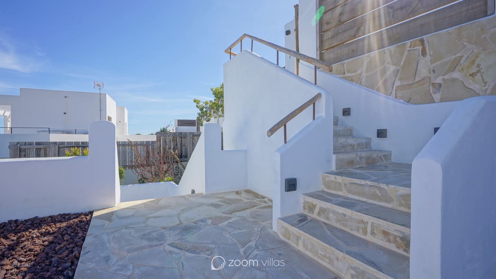 3 soveværelse Villa til salg i Javea / Xabia med swimmingpool - € 1.095.000 (Ref: 10006369)