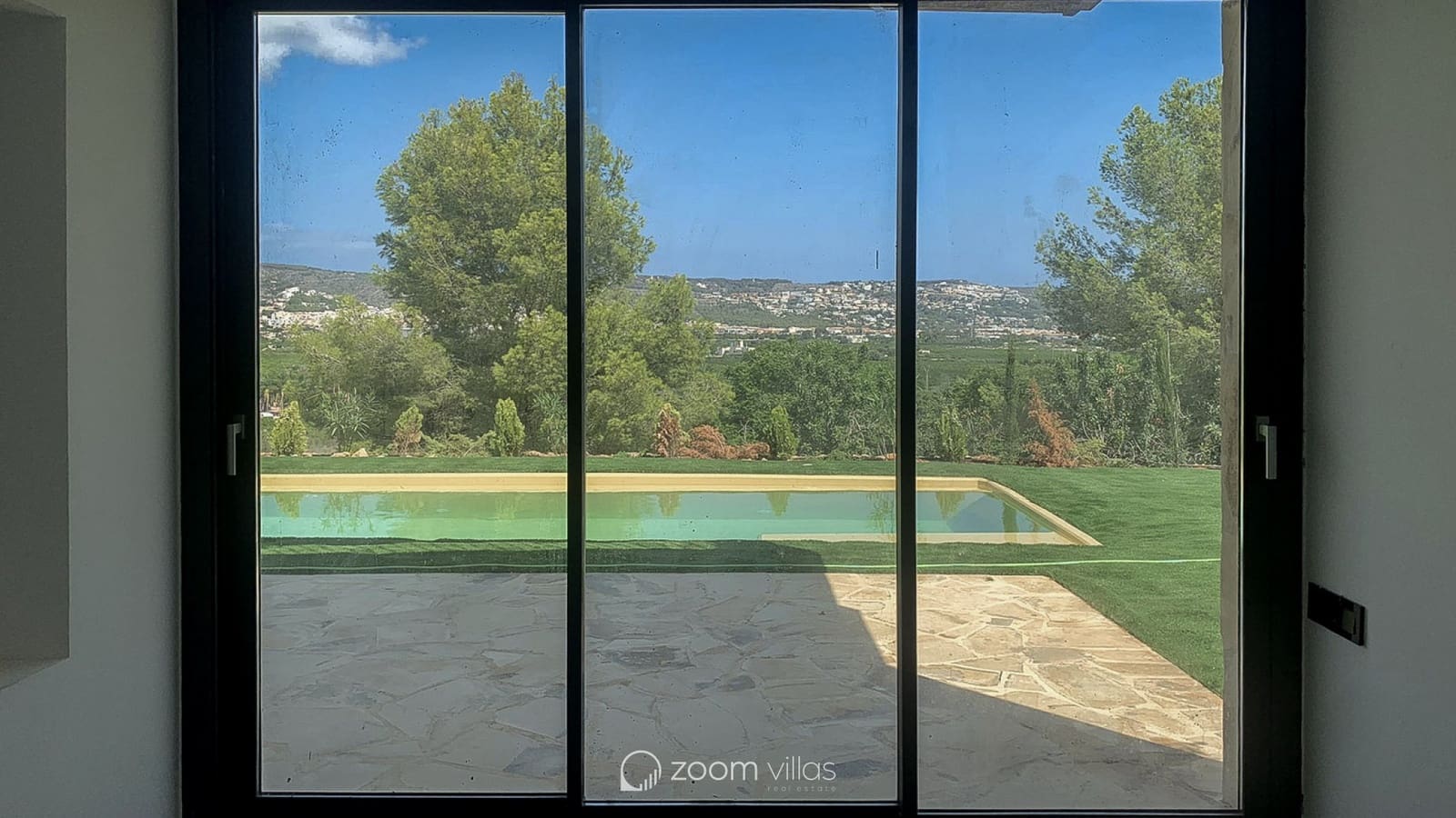 3 soveværelse Villa til salg i Javea / Xabia med swimmingpool - € 1.095.000 (Ref: 10006369)