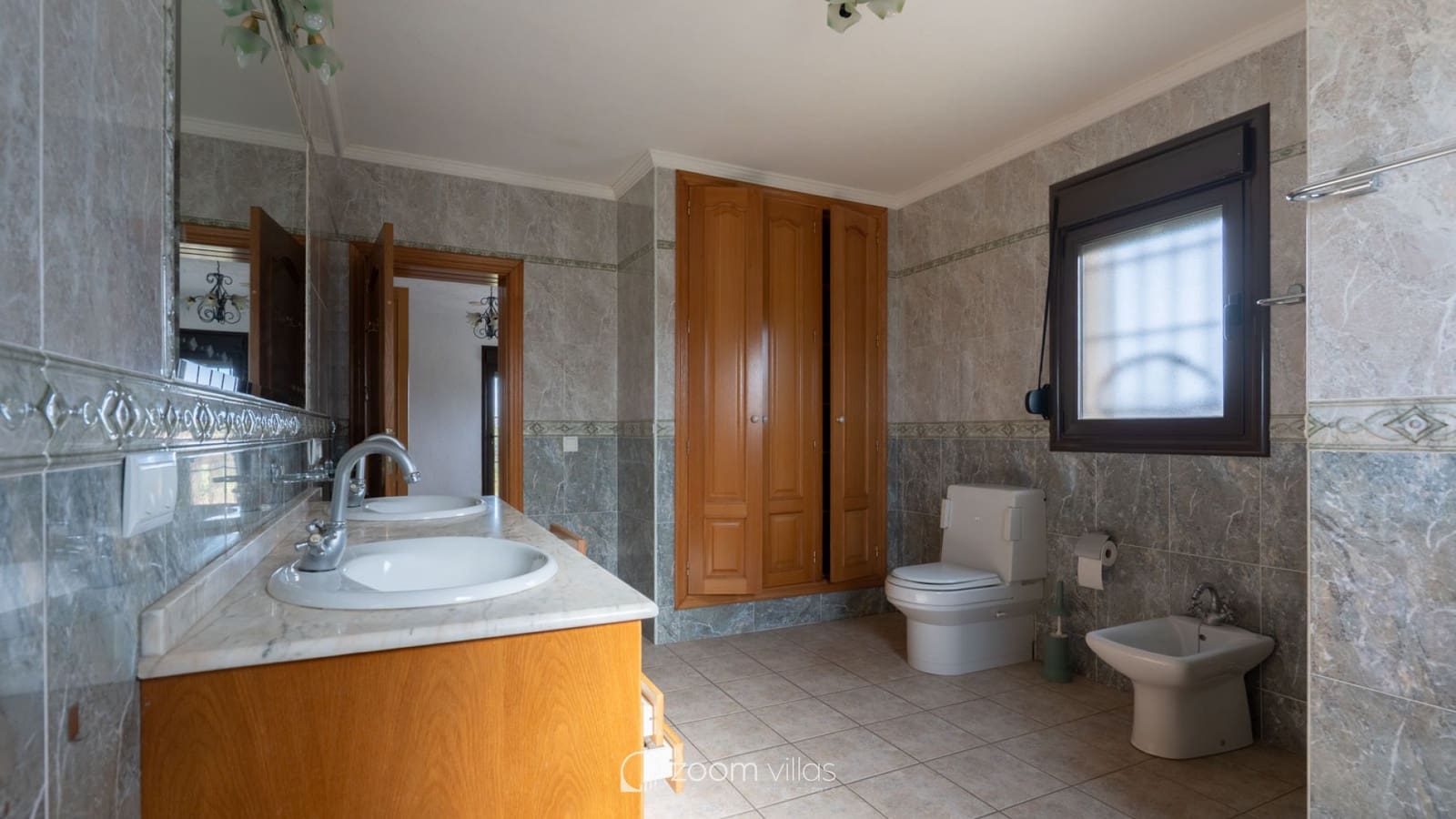 4 sypialnia Willa na sprzedaż w Benitachell / Benitatxell z basenem garażem - 1 240 000 € (Ref: 10006370)