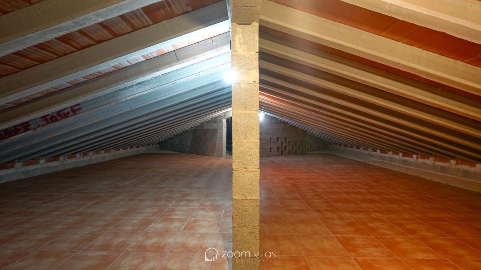 4 sypialnia Willa na sprzedaż w Benitachell / Benitatxell z basenem garażem - 1 240 000 € (Ref: 10006370)