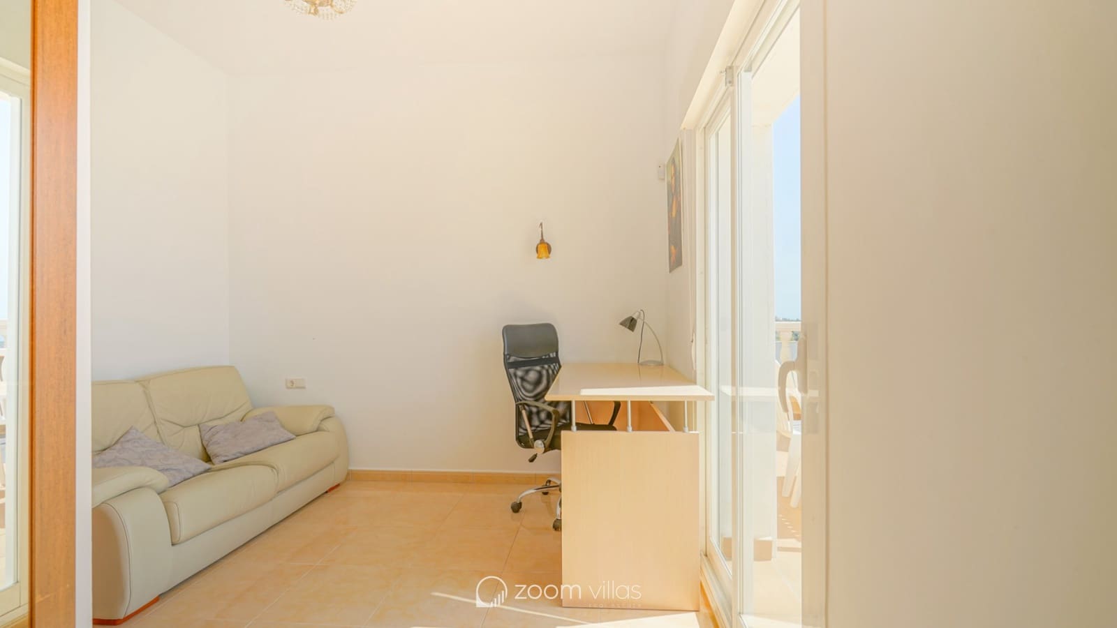 Chalet de 3 habitaciones en Cumbre del Sol en venta con piscina garaje - 715.000 € (Ref: 10006371)
