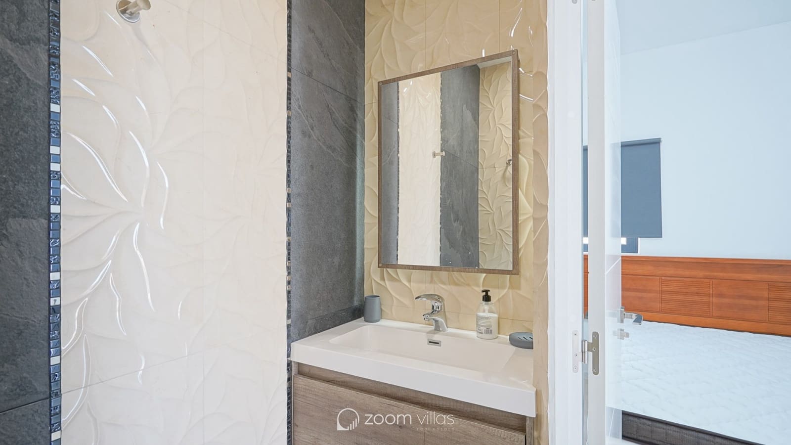 Chalet de 3 habitaciones en Cumbre del Sol en venta con piscina garaje - 715.000 € (Ref: 10006371)