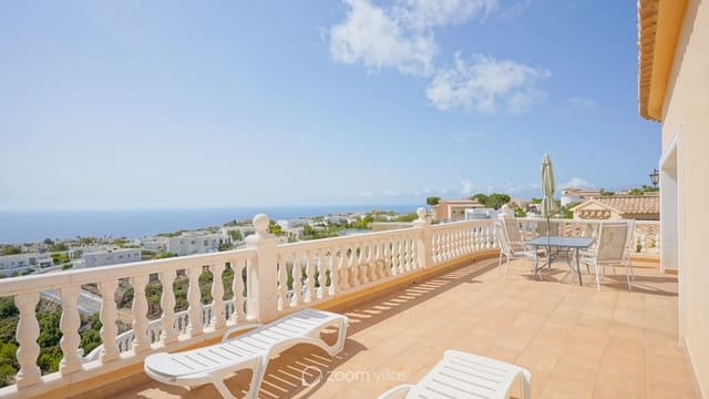 Chalet de 3 habitaciones en Cumbre del Sol, Benitachell / Benitatxell en venta con piscina garaje - 715.000 € (Ref: 10006371)