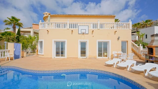 Chalet de 3 habitaciones en Cumbre del Sol, Benitachell / Benitatxell en venta con piscina garaje - 715.000 € (Ref: 10006371)