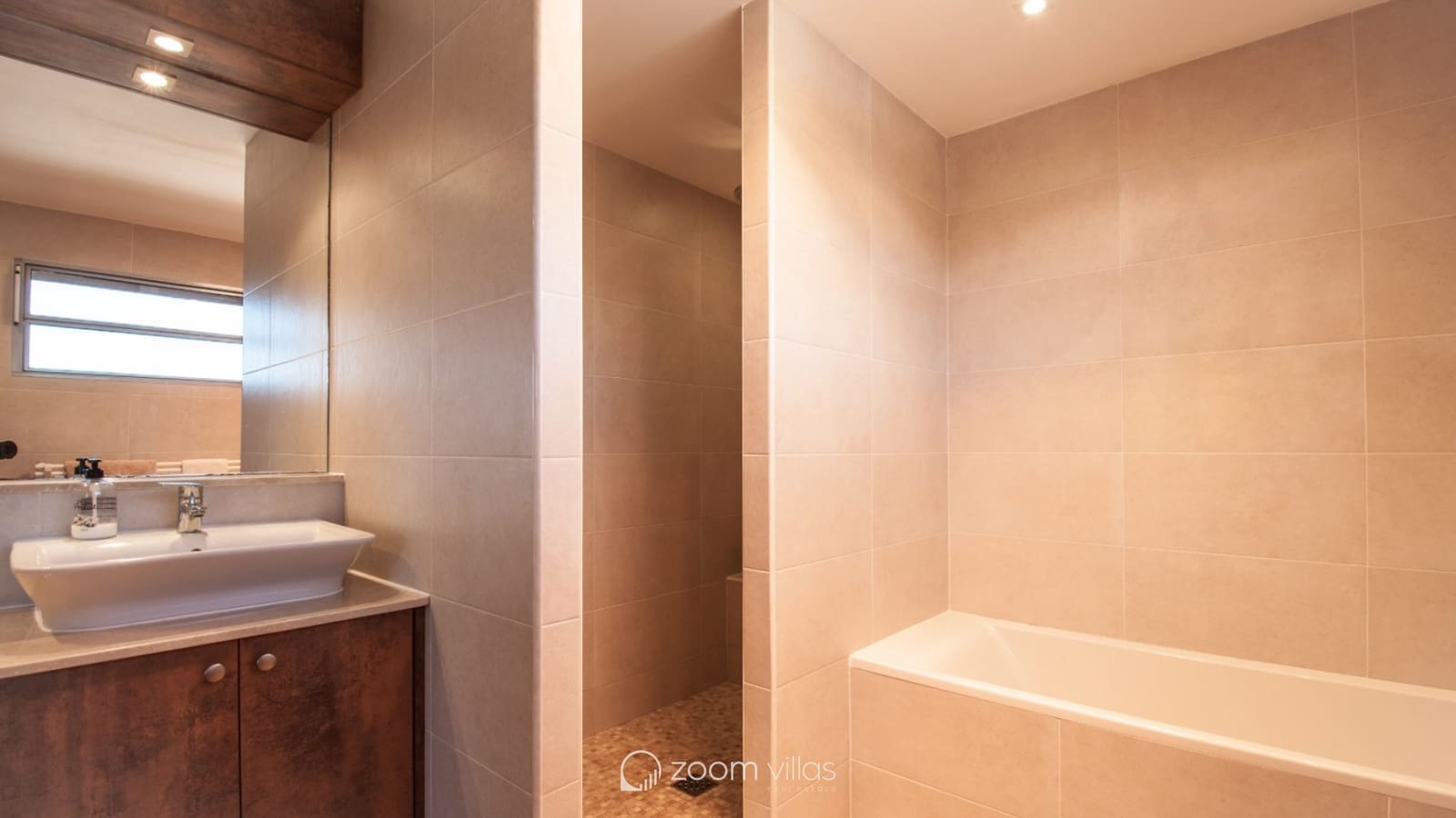 Chalet de 4 habitaciones en Moraira en venta con piscina garaje - 1.190.000 € (Ref: 10006824)