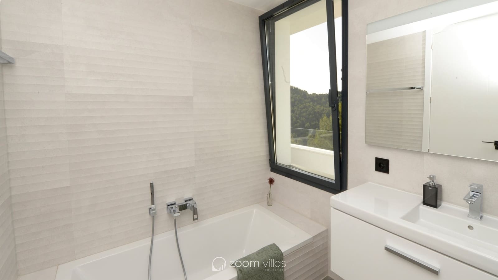 Chalet de 3 habitaciones en Javea / Xàbia en venta con piscina garaje - 1.620.000 € (Ref: 10007095)