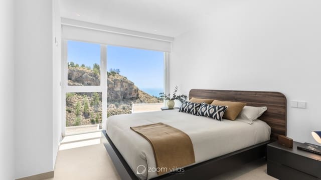 4 quarto Moradia para venda em Alhama Springs, Altea com piscina garagem - 2 146 000 € (Ref: 10008091)