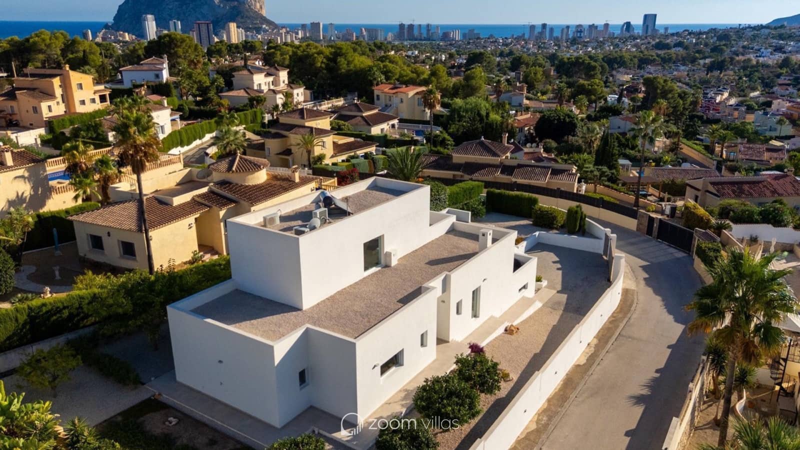 4 chambre Villa/Maison à vendre à Calpe / Calp avec piscine garage - 1 380 000 € (Ref: 10012298)