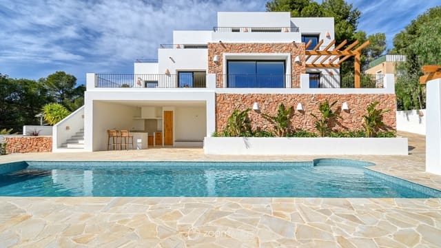 4 bedroom Villa for sale in Moraira, Teulada-Moraira with pool garage - € 2,275,000 (Ref: 10019562)