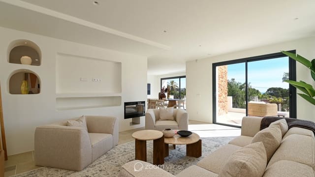 4 bedroom Villa for sale in Moraira, Teulada-Moraira with pool garage - € 2,275,000 (Ref: 10019562)