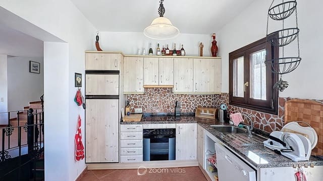 2 makuuhuone Huvila myytävänä paikassa Cumbre del Sol, Benitachell / Benitatxell mukana uima-altaan 
autotalli - 550 000 € (Ref: 10023248)