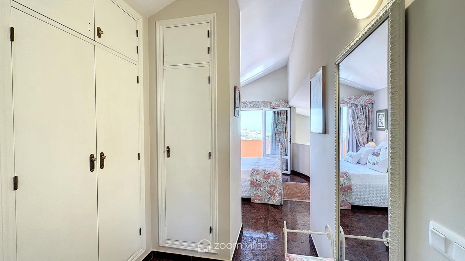 4 bedroom Villa for sale in Cumbre del Sol with pool garage - € 750,000 (Ref: 10023568)