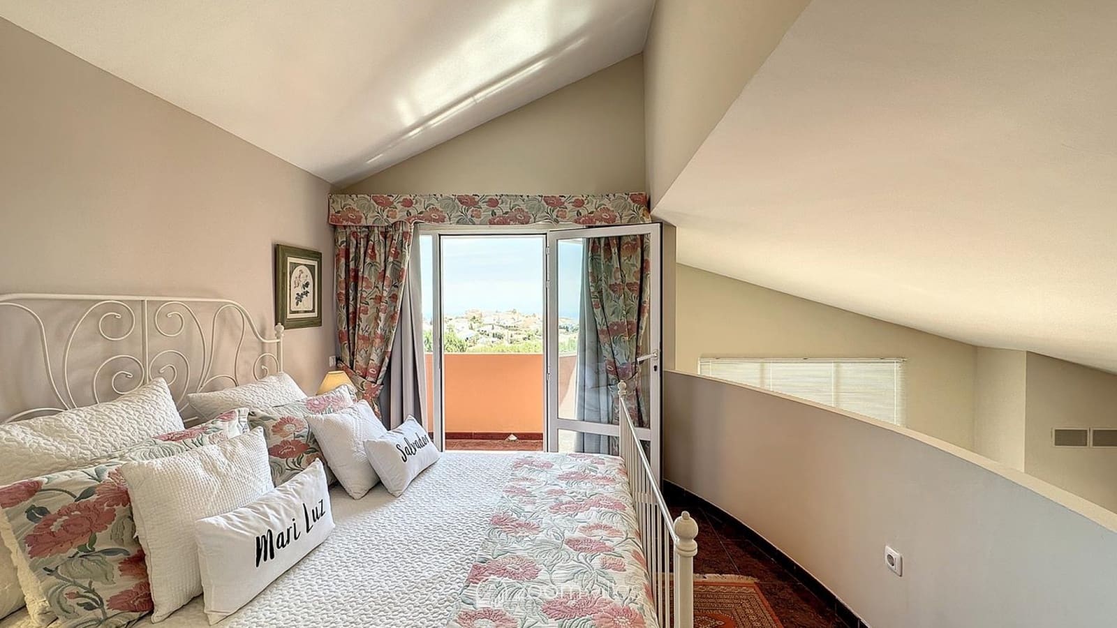 4 bedroom Villa for sale in Cumbre del Sol with pool garage - € 750,000 (Ref: 10023568)