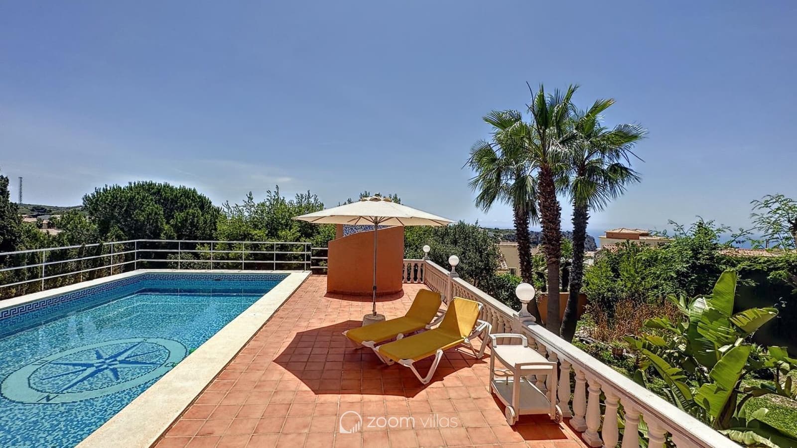 4 bedroom Villa for sale in Cumbre del Sol with pool garage - € 750,000 (Ref: 10023568)