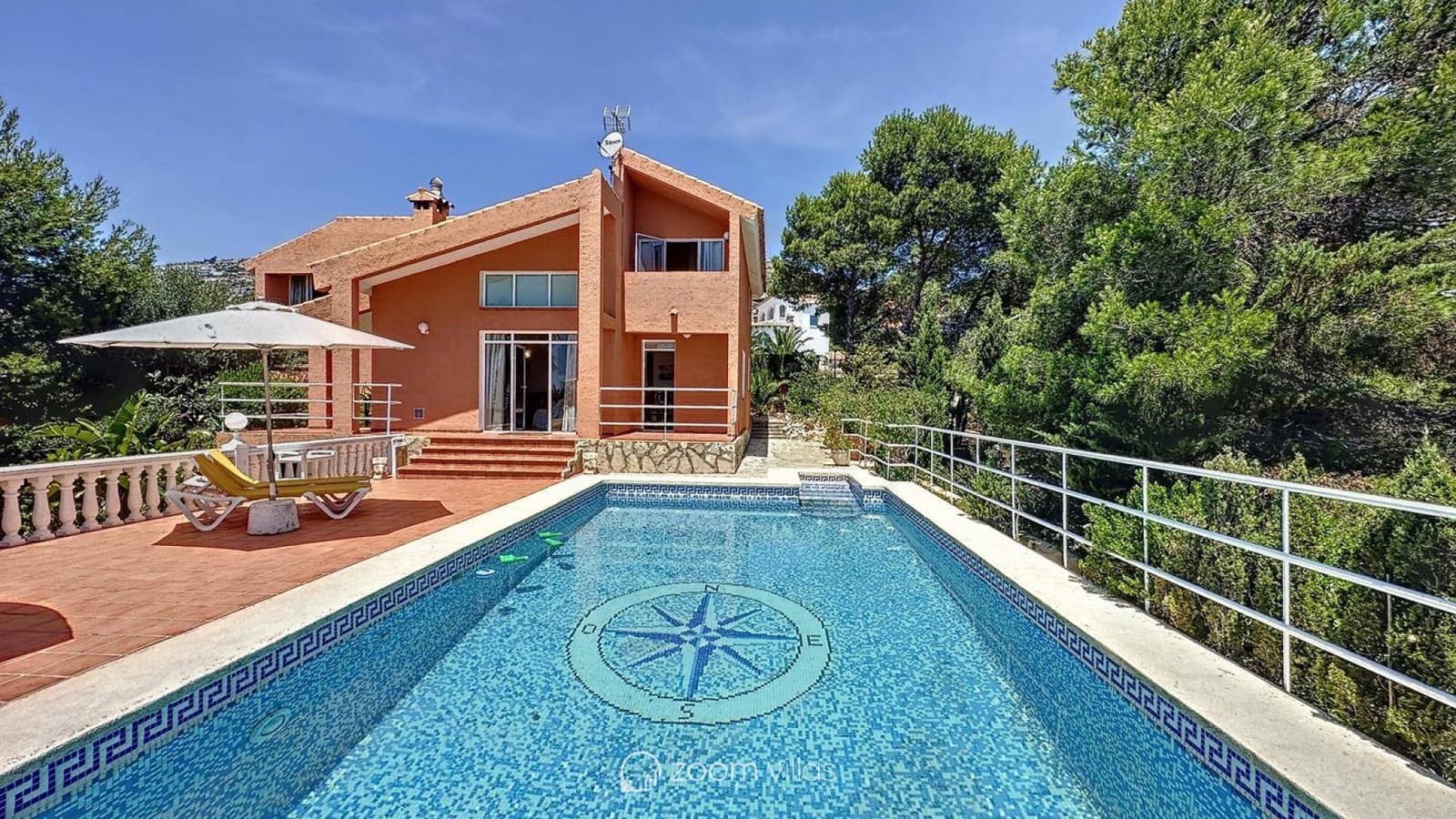 4 bedroom Villa for sale in Cumbre del Sol with pool garage - € 750,000 (Ref: 10023568)