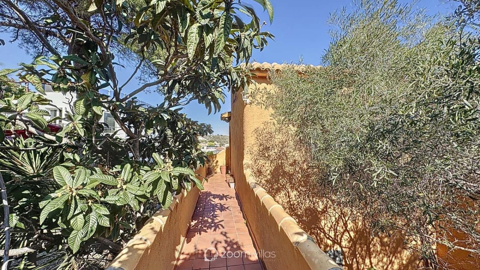 4 sypialnia Willa na sprzedaż w Cumbre del Sol z basenem garażem - 619 000 € (Ref: 10028969)