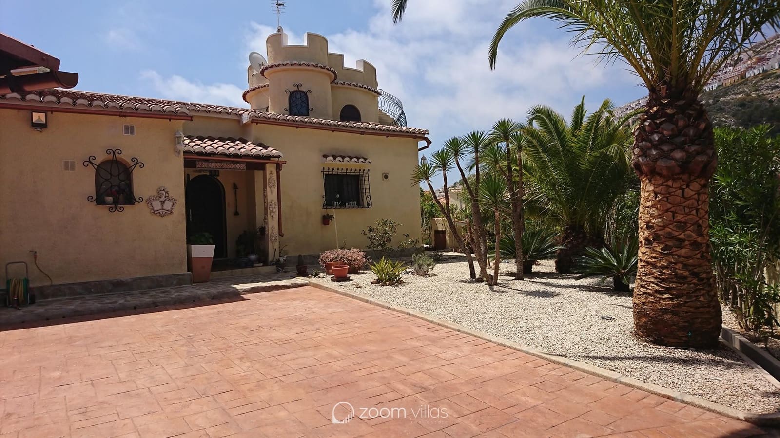 4 camera da letto Villa in vendita in Cumbre del Sol con piscina garage - 585.000 € (Rif: 10028970)