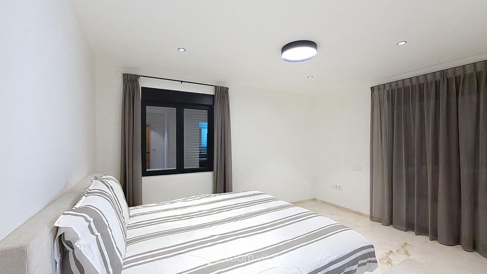 5 quarto Moradia para venda em Cumbre del Sol com piscina garagem - 1 495 000 € (Ref: 10028971)