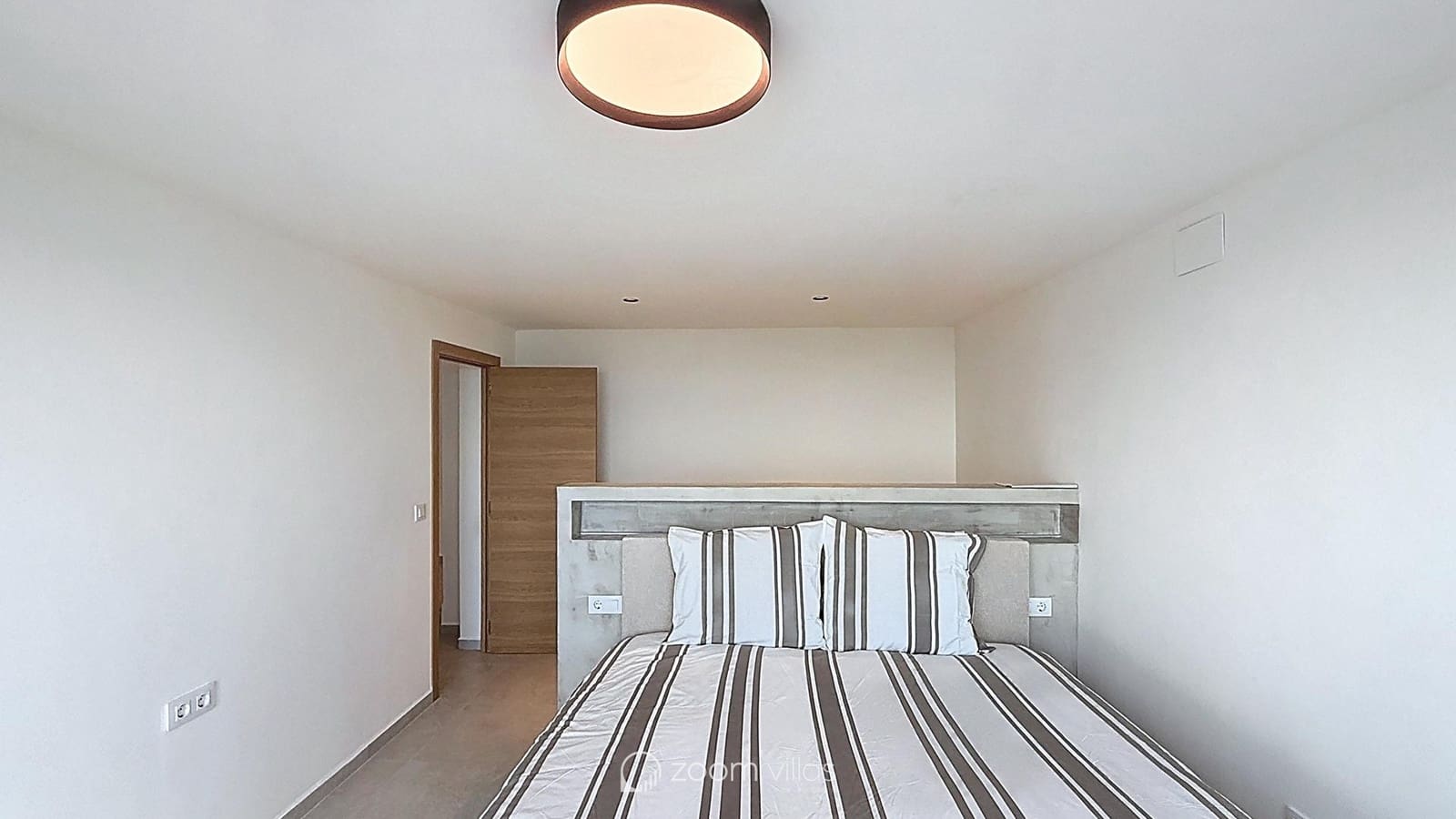 5 quarto Moradia para venda em Cumbre del Sol com piscina garagem - 1 495 000 € (Ref: 10028971)