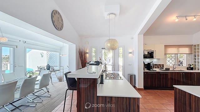4 sovrum Villa till salu i Cumbre del Sol, Benitachell / Benitatxell med pool garage - 1 550 000 € (Ref: 10028998)