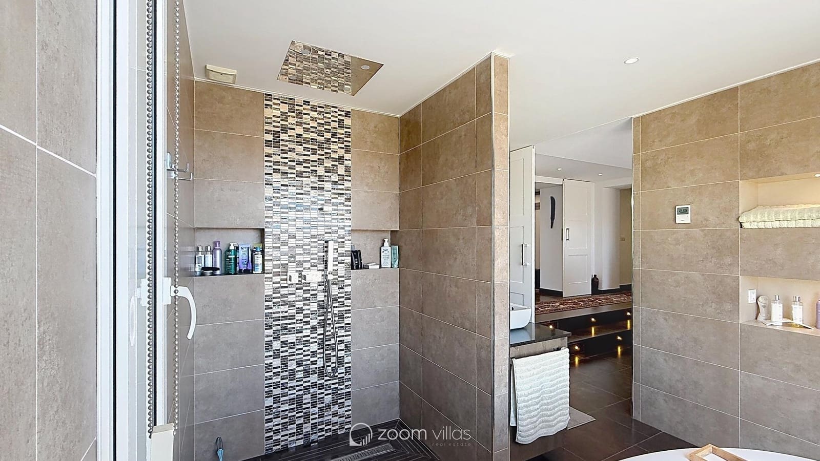 4 sovrum Villa till salu i Cumbre del Sol med pool garage - 1 550 000 € (Ref: 10028998)