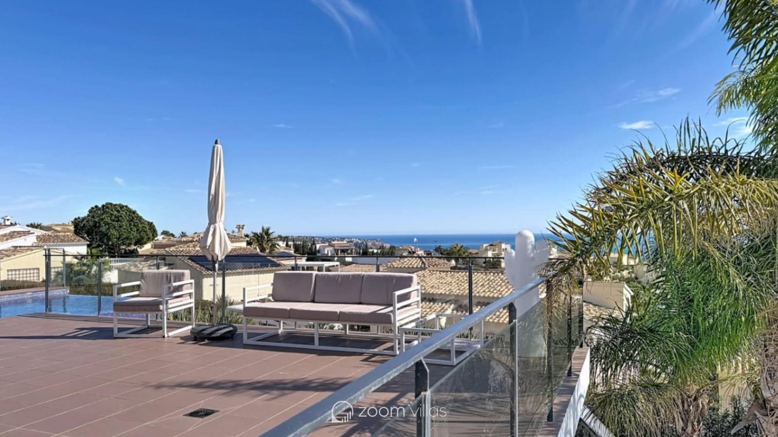 4 Zimmer Villa zu verkaufen in Cumbre del Sol mit Pool Garage - 1.250.000 € (Ref: 10029052)