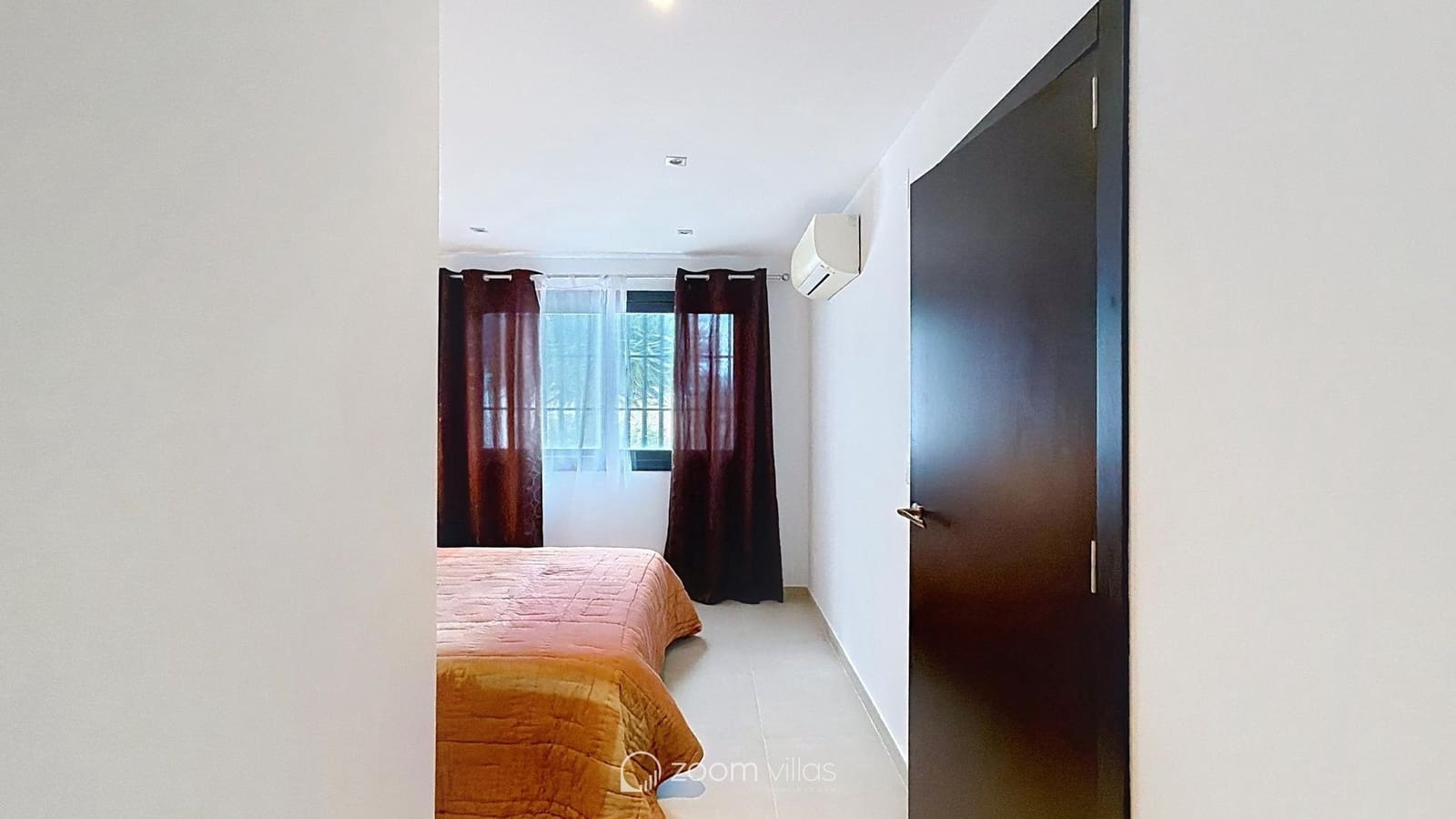 4 Zimmer Villa zu verkaufen in Cumbre del Sol mit Pool Garage - 1.250.000 € (Ref: 10029052)