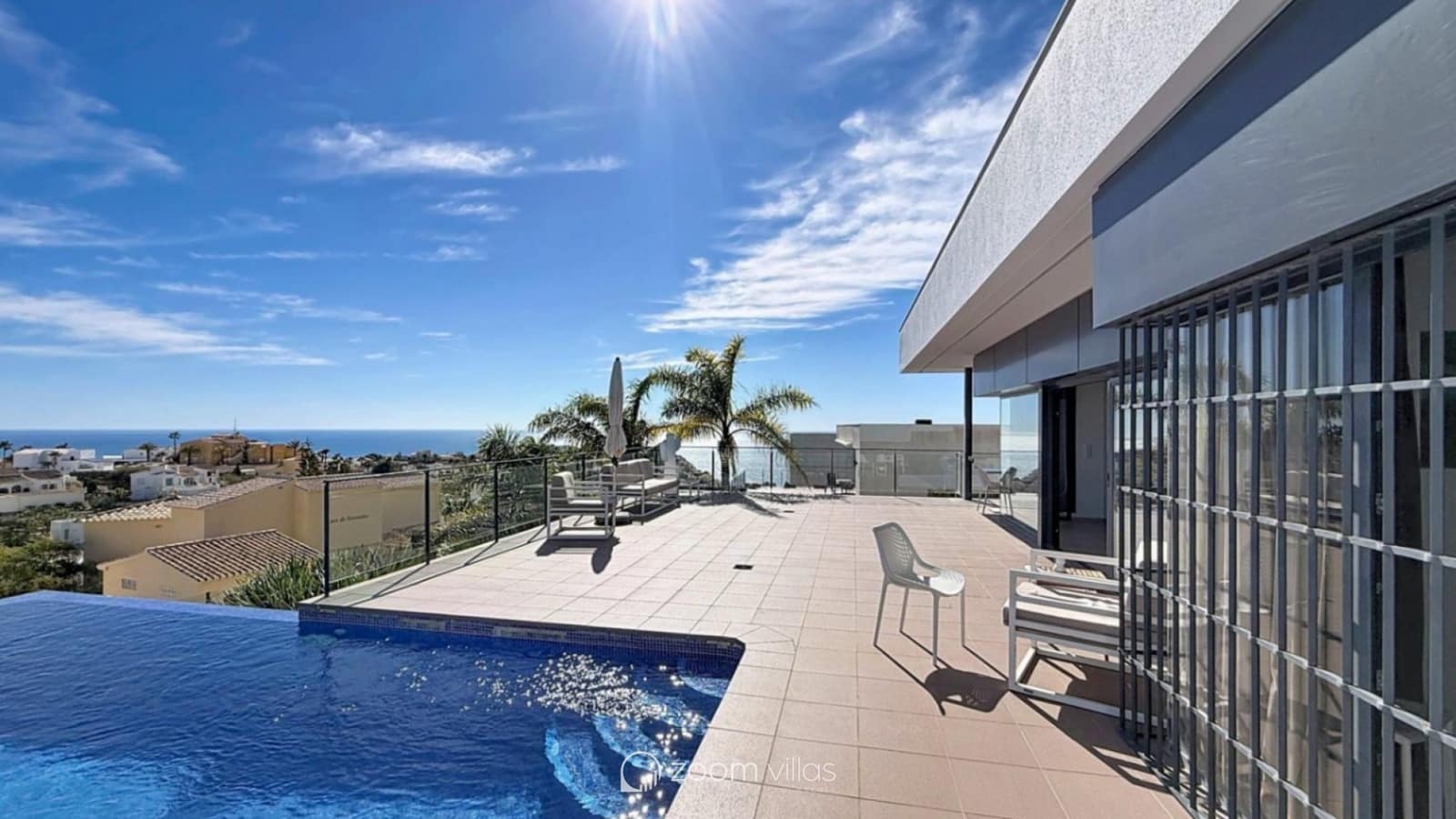 4 Zimmer Villa zu verkaufen in Cumbre del Sol mit Pool Garage - 1.250.000 € (Ref: 10029052)