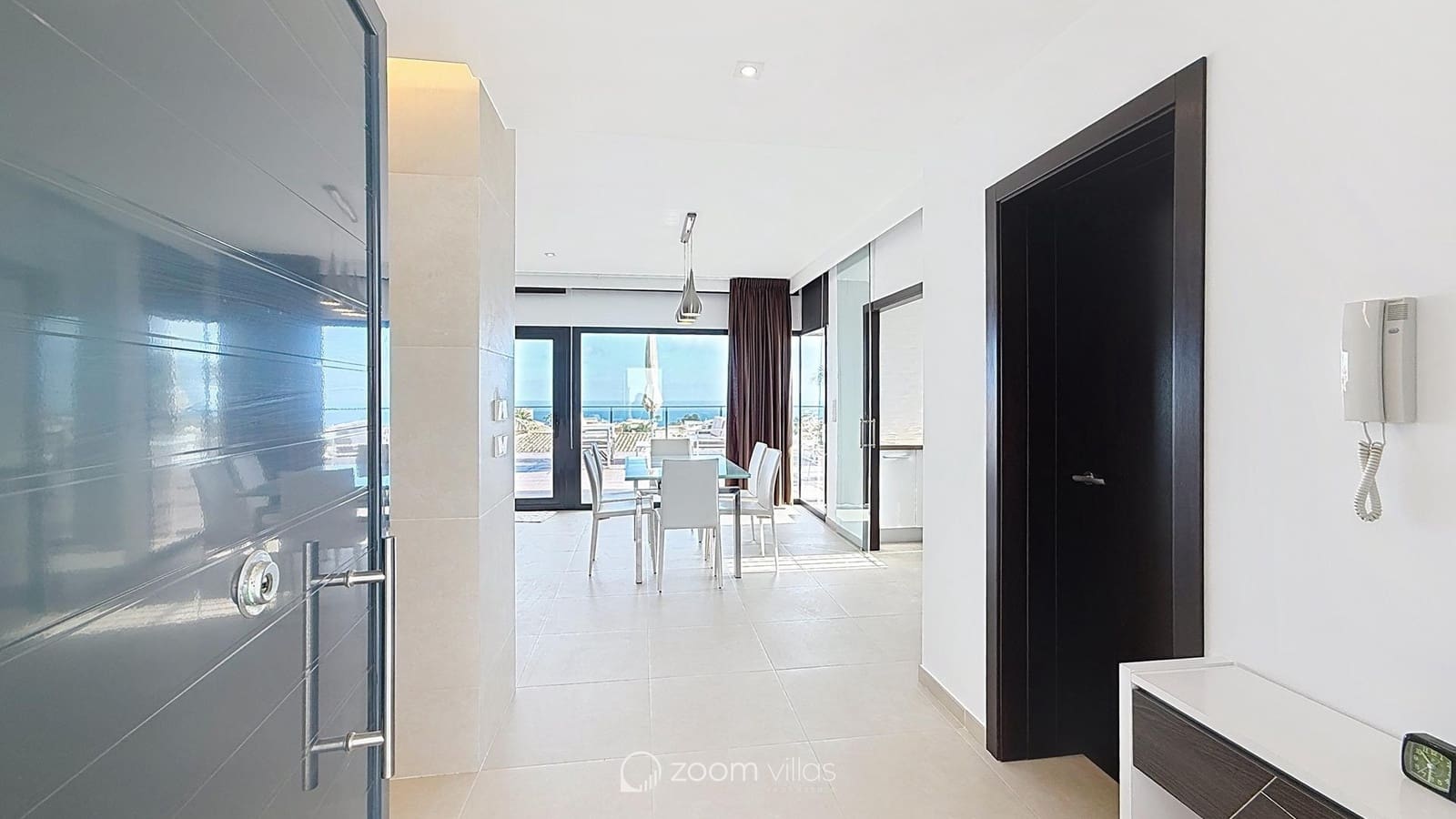 4 Zimmer Villa zu verkaufen in Cumbre del Sol mit Pool Garage - 1.250.000 € (Ref: 10029052)