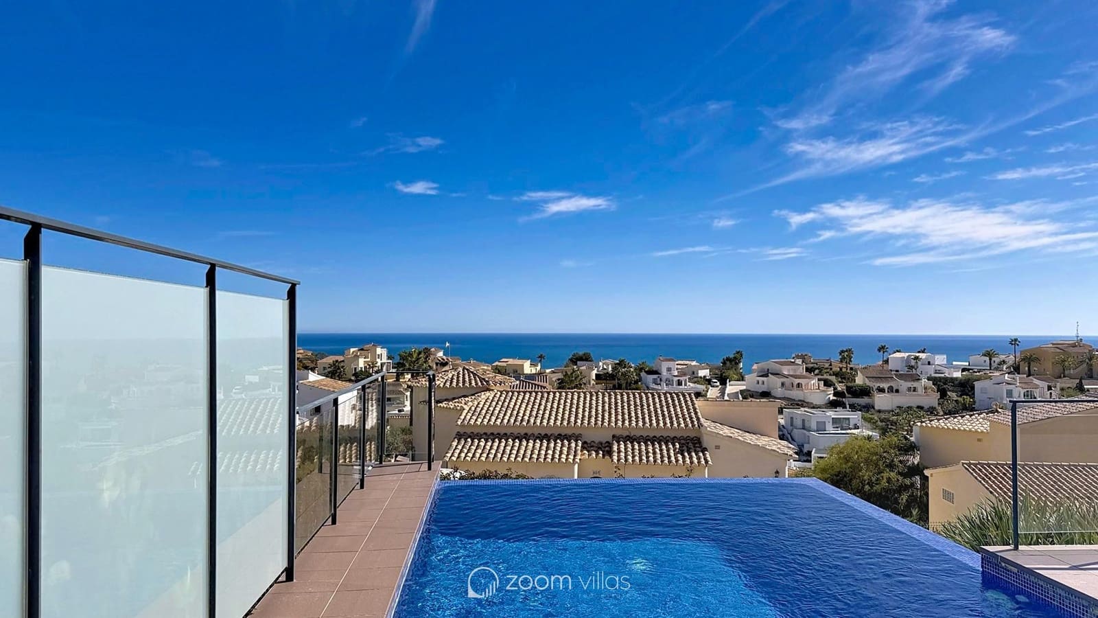 4 Zimmer Villa zu verkaufen in Cumbre del Sol mit Pool Garage - 1.250.000 € (Ref: 10029052)