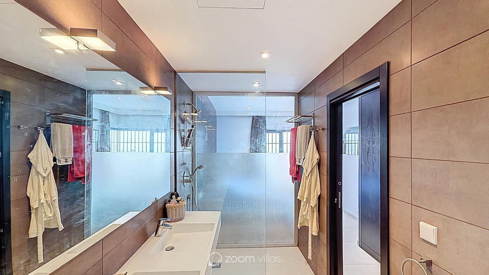 4 Zimmer Villa zu verkaufen in Cumbre del Sol mit Pool Garage - 1.250.000 € (Ref: 10029052)