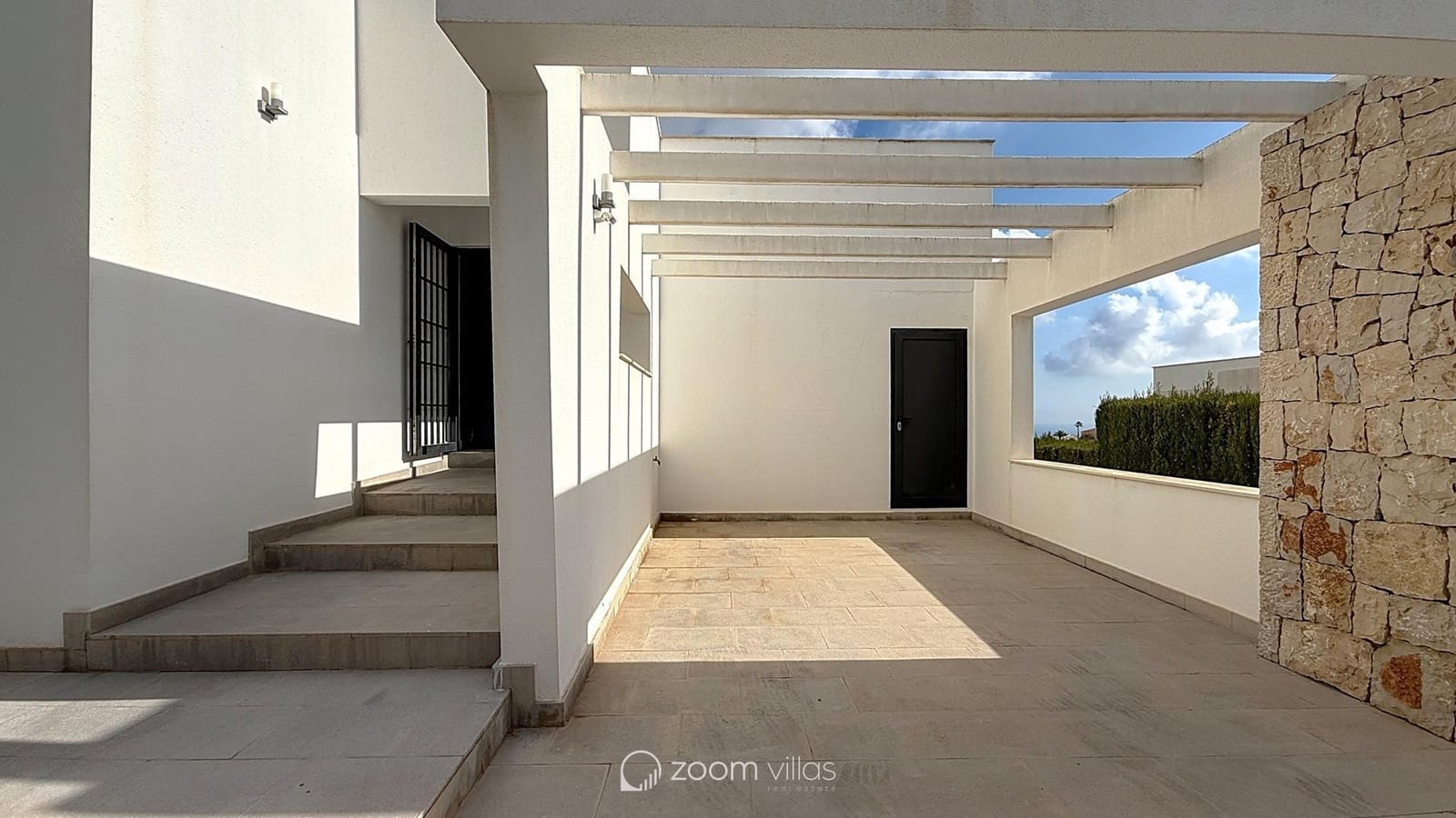4 Zimmer Villa zu verkaufen in Cumbre del Sol mit Pool Garage - 1.250.000 € (Ref: 10029052)