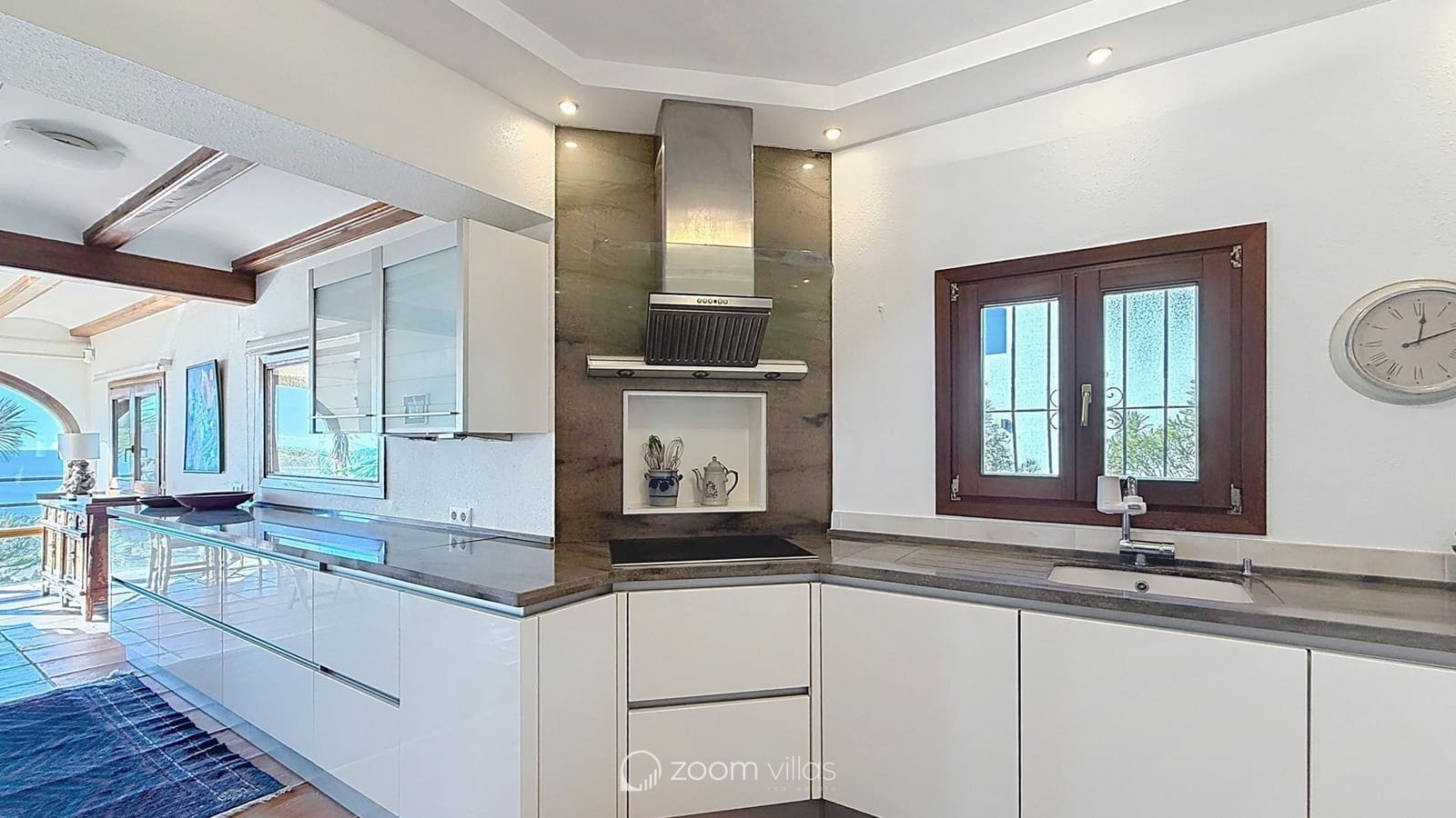 4 bedroom Villa for sale in Cumbre del Sol with pool garage - € 2,350,000 (Ref: 10029053)
