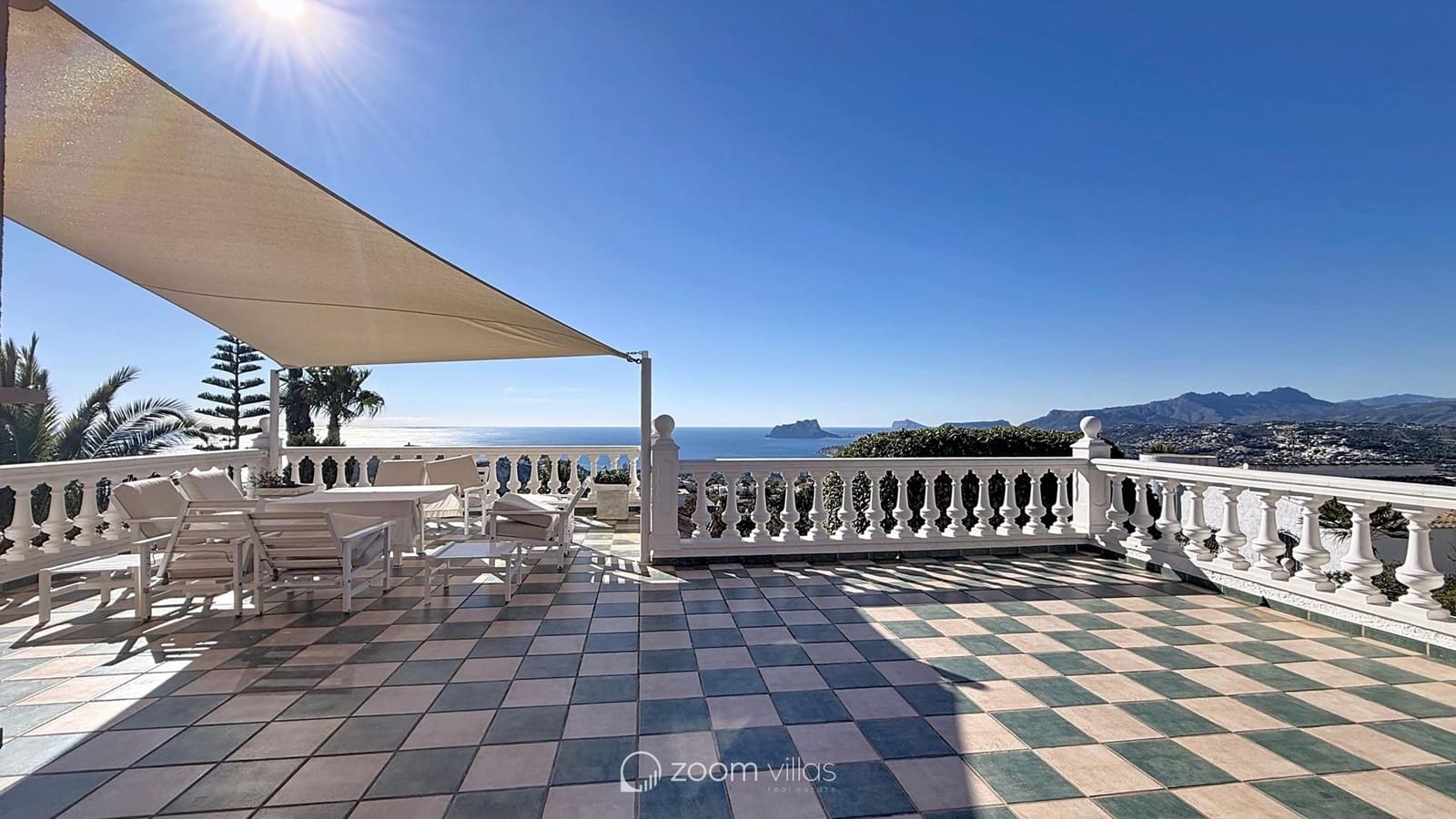 4 bedroom Villa for sale in Cumbre del Sol with pool garage - € 2,350,000 (Ref: 10029053)