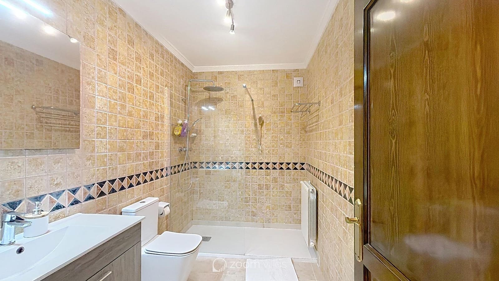 4 bedroom Villa for sale in Cumbre del Sol with pool garage - € 2,350,000 (Ref: 10029053)