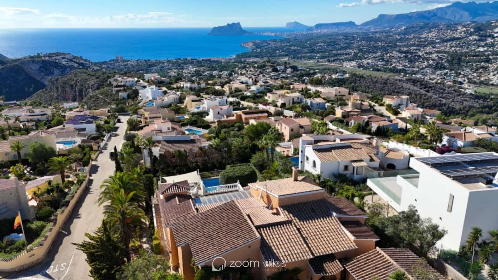 4 bedroom Villa for sale in Cumbre del Sol with pool garage - € 2,350,000 (Ref: 10029053)