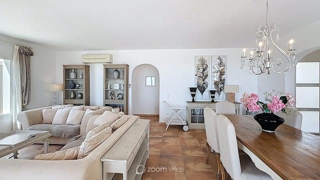 4 bedroom Villa for sale in Cumbre del Sol, Benitachell / Benitatxell with pool garage - € 995,000 (Ref: 10029054)