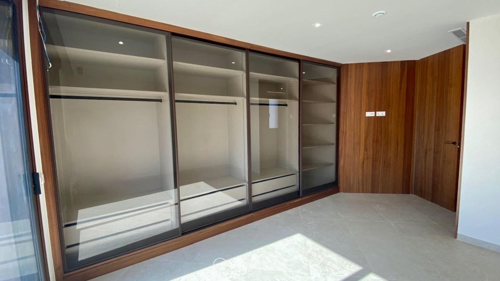 4 Zimmer Villa zu verkaufen in Calpe / Calp mit Pool Garage - 1.625.000 € (Ref: 10029705)